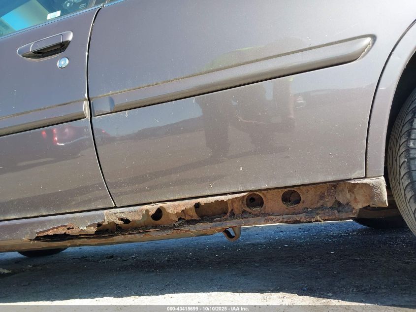 1998 Nissan Altima Gle/Gxe/Se/Xe VIN: 1N4DL01D8WC226455 Lot: 43415699