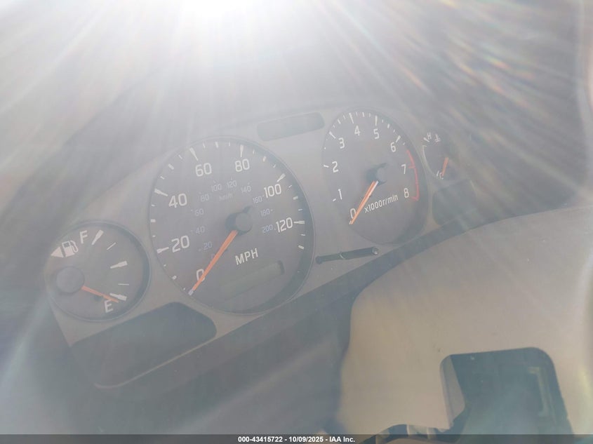 3N1CB51DX1L490525 2001 NISSAN SENTRA photo no. 7