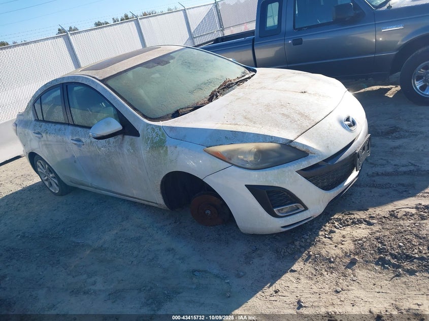 MAZDA 3 S GRAND TOURING