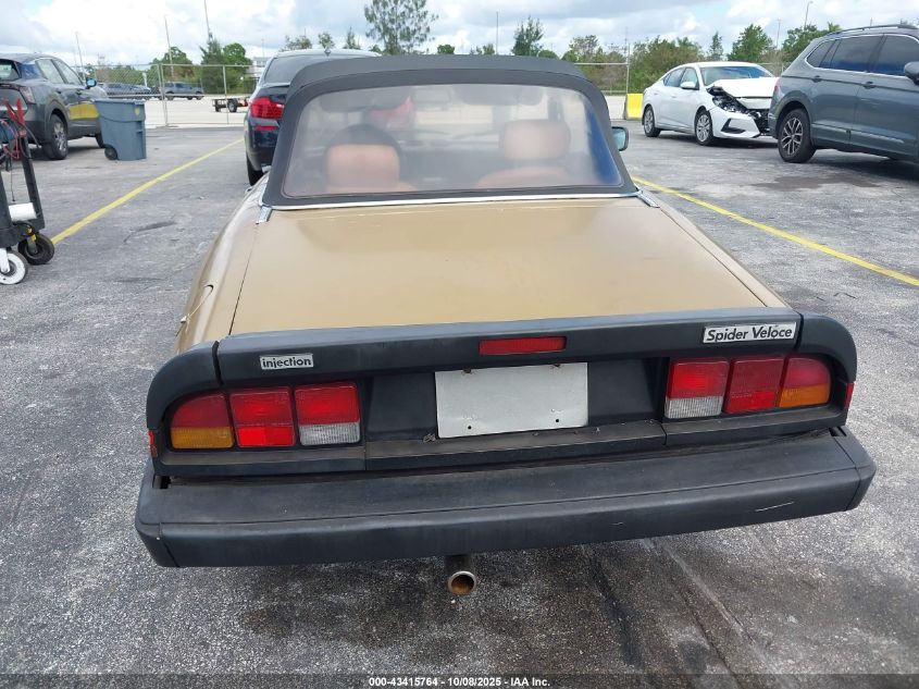 1986 Alfa Romeo Veloce 2000 Spider VIN: ZARBA5410G1038117 Lot: 43415764