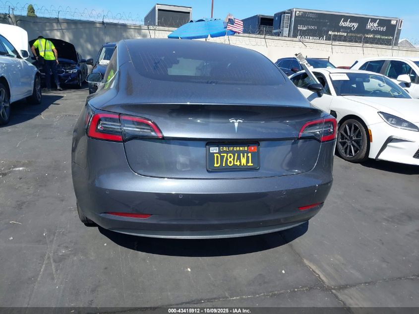 2018 Tesla Model 3 Long Range/Mid Range VIN: 5YJ3E1EAXJF035654 Lot: 43415912