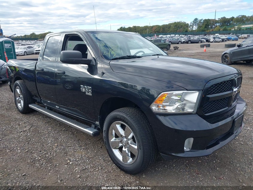 RAM 1500 EXPRESS 4X4 6 4 BOX
