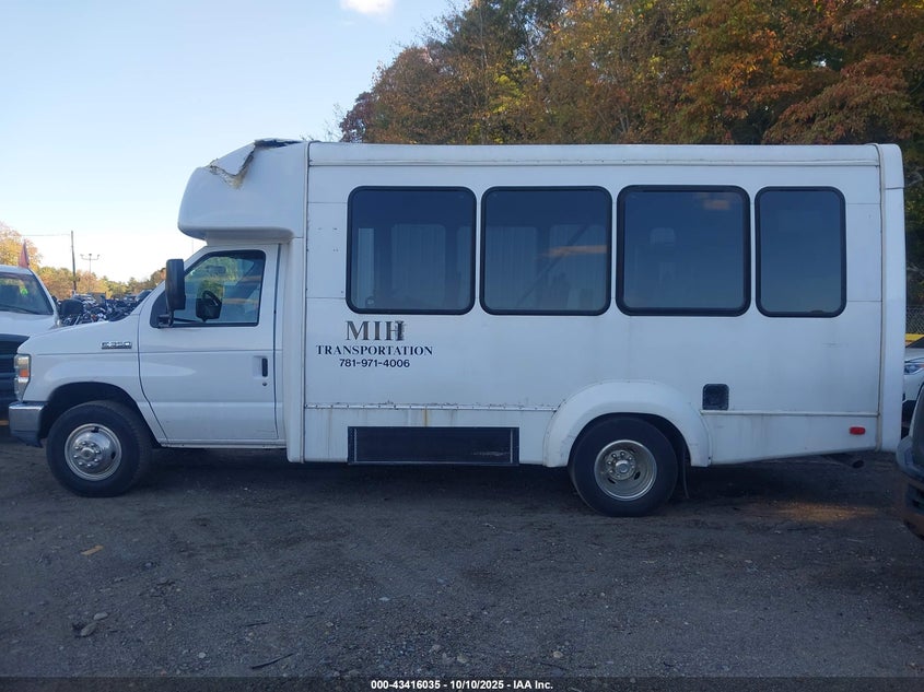 2012 Ford E-350 Cutaway VIN: 1FDEE3FS6CDB18922 Lot: 43416035