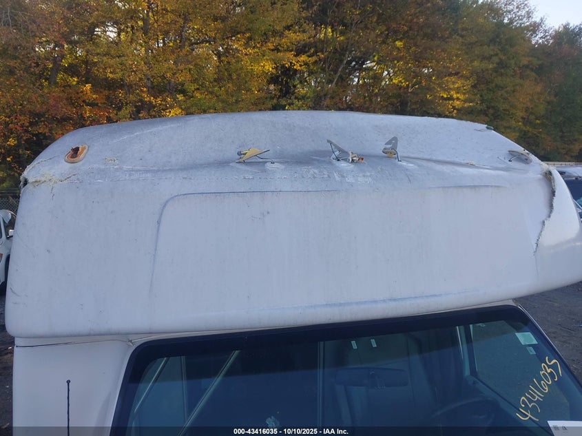 2012 Ford E-350 Cutaway VIN: 1FDEE3FS6CDB18922 Lot: 43416035