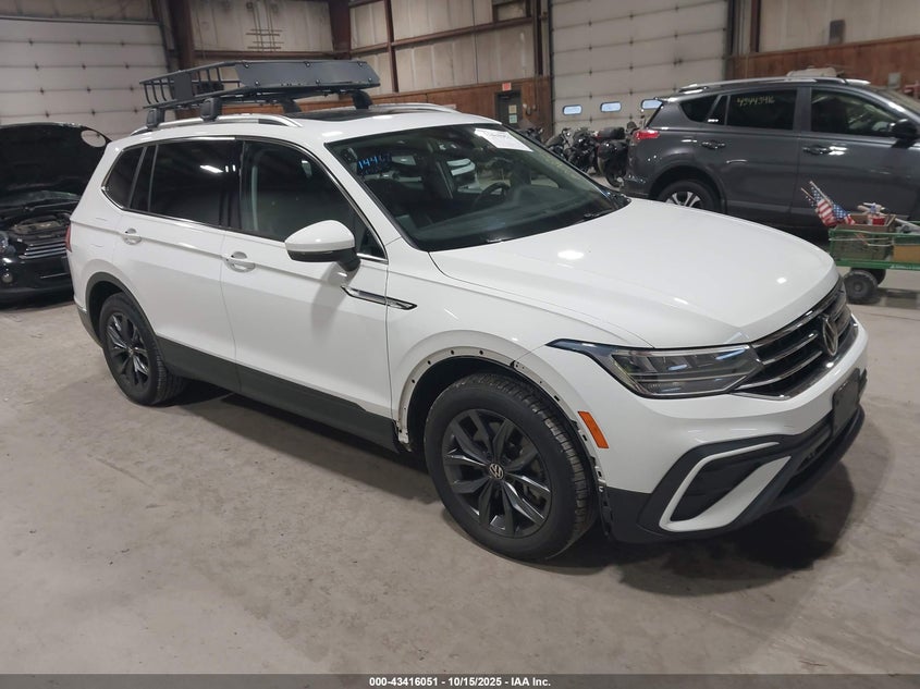 VOLKSWAGEN TIGUAN 2.0T SE