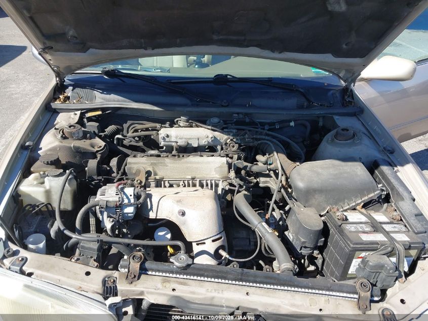 1999 Toyota Camry Le VIN: 4T1BG22K5XU394768 Lot: 43416141