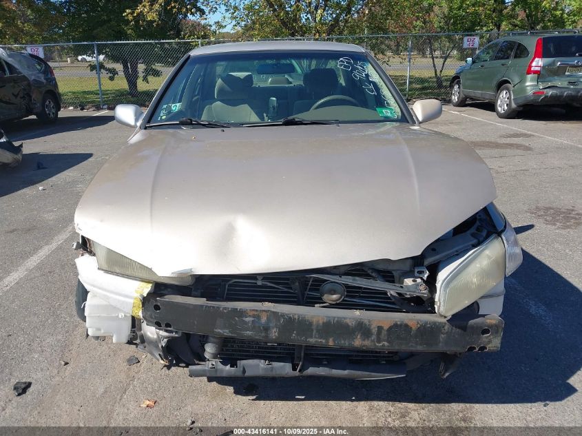 1999 Toyota Camry Le VIN: 4T1BG22K5XU394768 Lot: 43416141