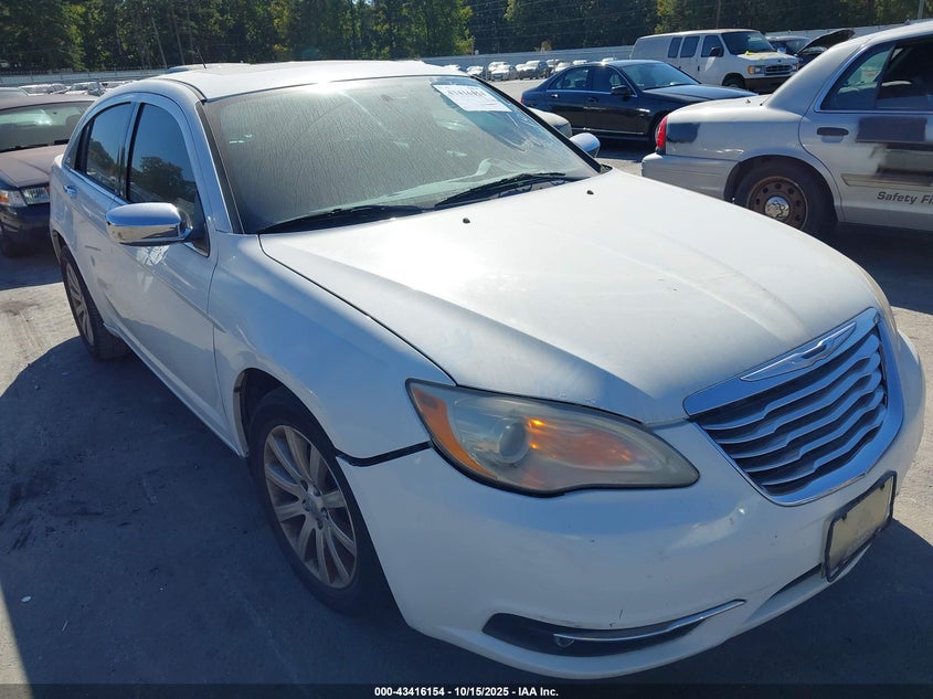 CHRYSLER 200 LIMITED