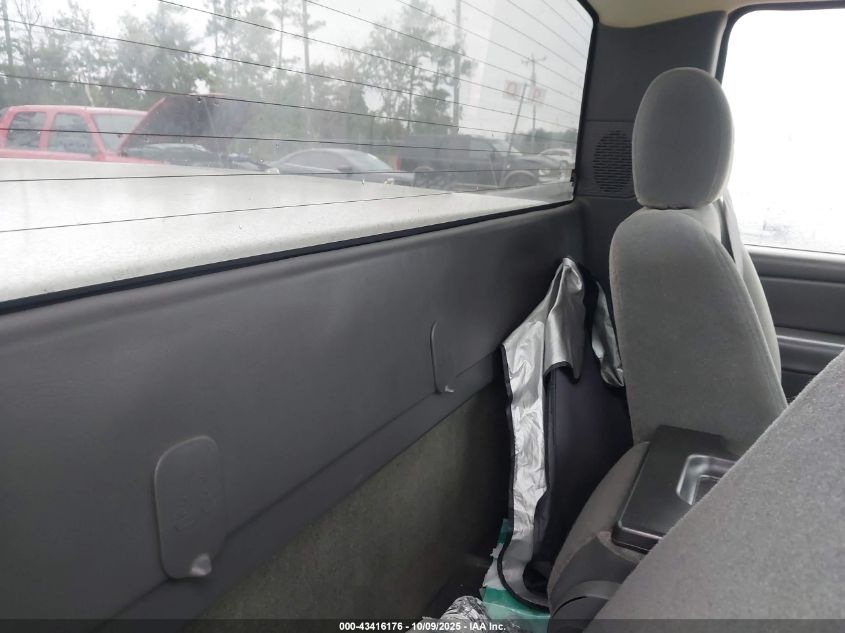 2004 Chevrolet Silverado 1500 Ls VIN: 1GCEC14T94Z193046 Lot: 43416176