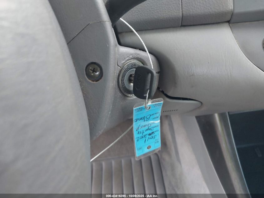 2002 Toyota Camry Le VIN: JTDBE32KX20063894 Lot: 43416395