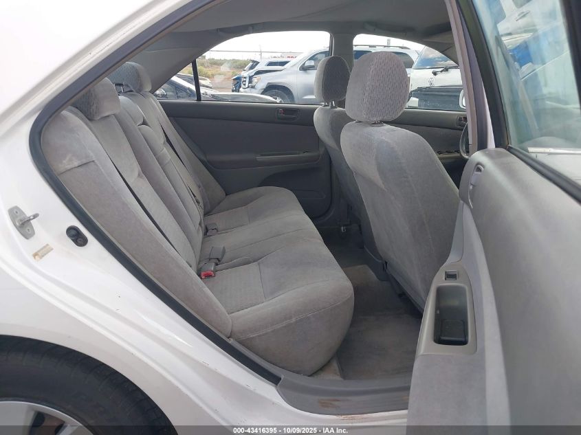 2002 Toyota Camry Le VIN: JTDBE32KX20063894 Lot: 43416395