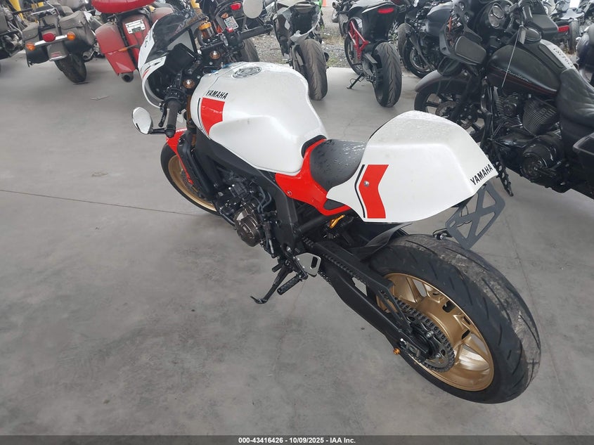 2024 YAMAHA MTM890 JYARN80E7RA001880