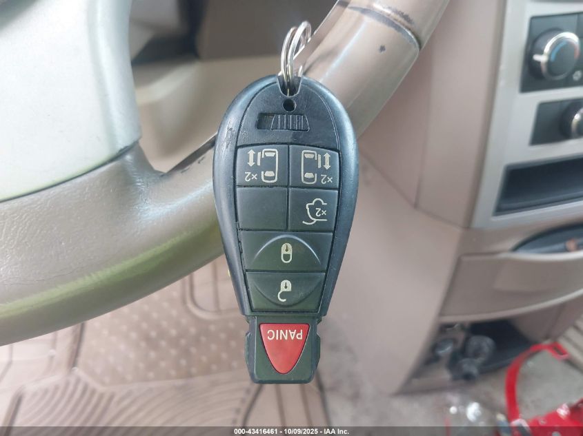 2010 Chrysler Town & Country Touring VIN: 2A4RR5DX0AR472654 Lot: 43416461