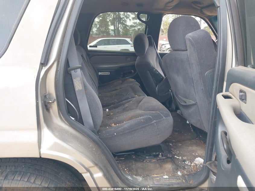 2000 GMC Yukon Sle VIN: 1GKEC13T5YJ121478 Lot: 43416490