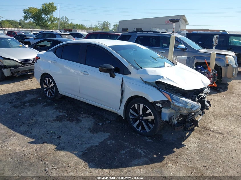 NISSAN VERSA 1.6 SR XTRONIC CVT