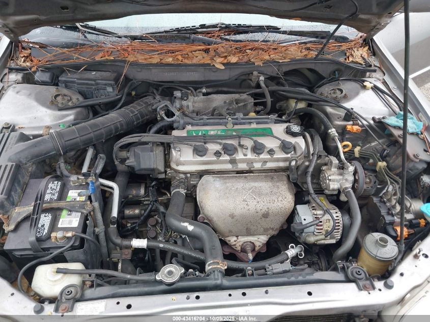 2000 Honda Accord 2.3 Ex VIN: 1HGCG6674YA133867 Lot: 43416704