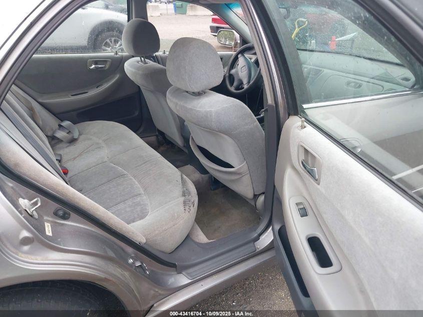 2000 Honda Accord 2.3 Ex VIN: 1HGCG6674YA133867 Lot: 43416704