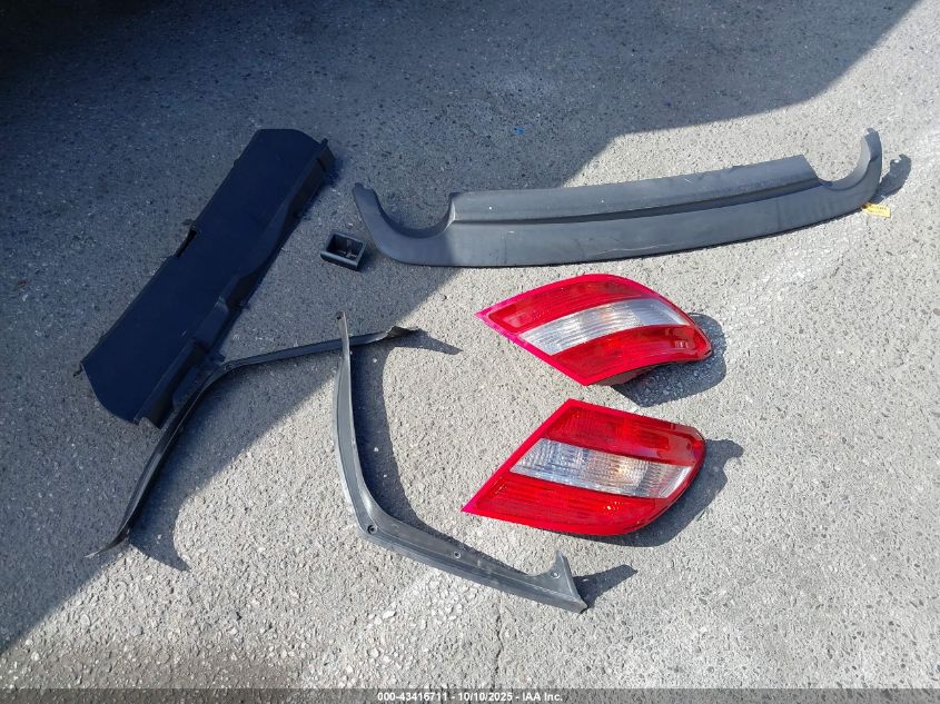 2008 Mercedes-Benz C 300 Luxury/Sport VIN: WDDGF54X28R017848 Lot: 43416711