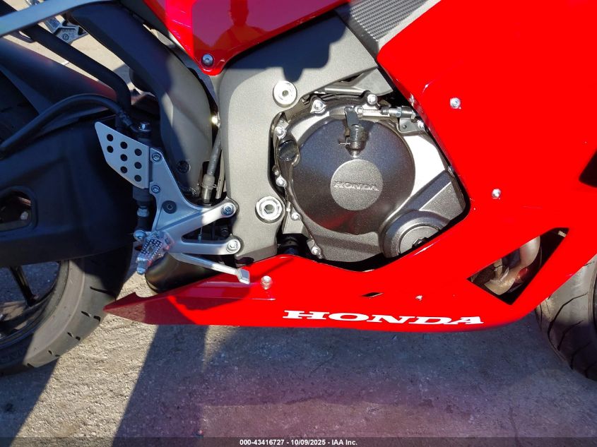 2023 Honda Cbr600 Rr VIN: JH2PC40J6PK900042 Lot: 43416727