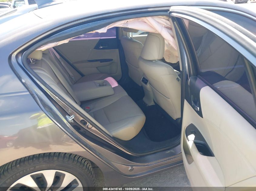 2017 Honda Accord Hybrid Ex-L VIN: JHMCR6F53HC010118 Lot: 43416745