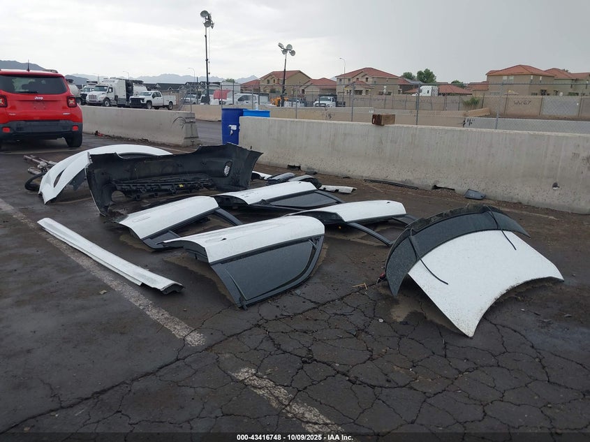 Vin: 2c3cdxl90hh595187, lot: 43911566, dodge charger srt hellcat rwd 20173