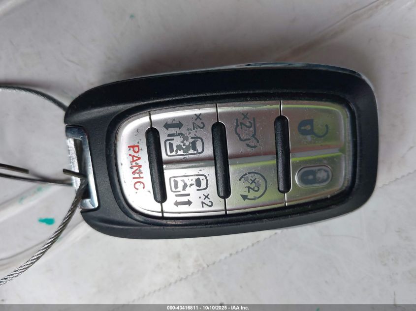 2020 Chrysler Pacifica Touring L VIN: 2C4RC1BG9LR149886 Lot: 43416811