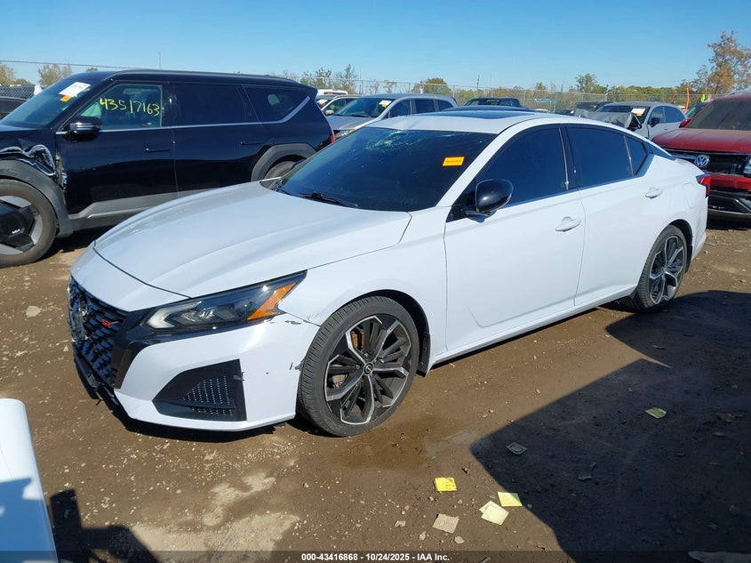 2023 NISSAN ALTIMA SR FWD 1N4BL4CV3PN300682