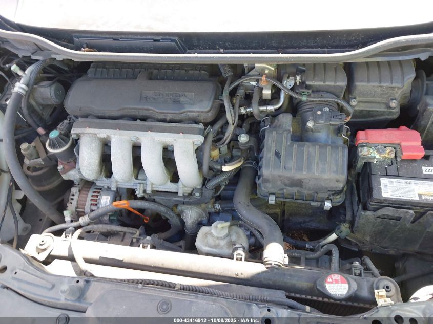 2011 Honda Fit VIN: JHMGE8G32BS000425 Lot: 43416912