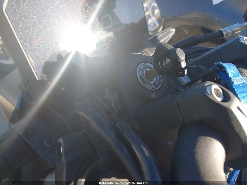 2024 Suzuki Gsx800 R VIN: JS1EM11BXR7100086 Lot: 43416924