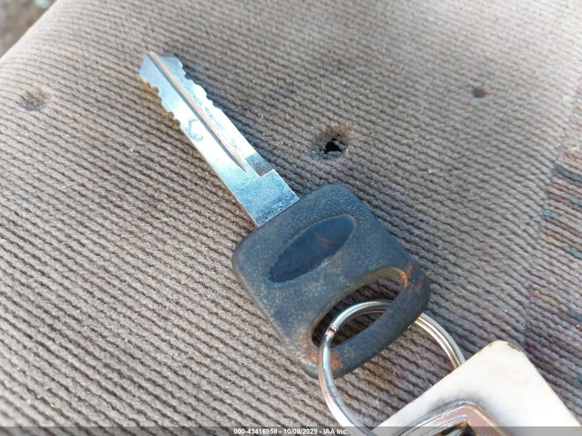 1999 Ford F-250 Lariat/Xl/Xlt VIN: 1FTNX20F2XEB95470 Lot: 43416958