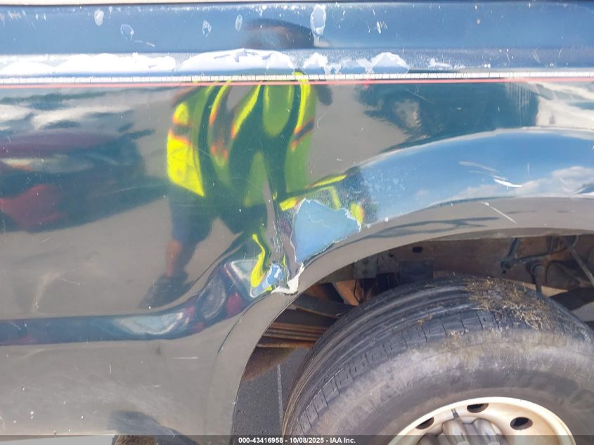 1999 Ford F-250 Lariat/Xl/Xlt VIN: 1FTNX20F2XEB95470 Lot: 43416958