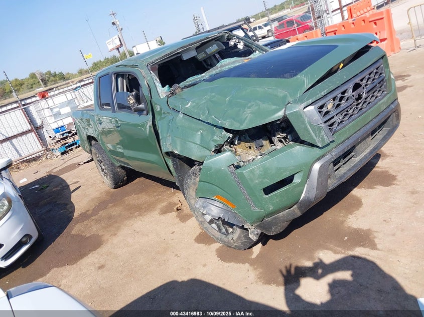 NISSAN FRONTIER SV 4X4