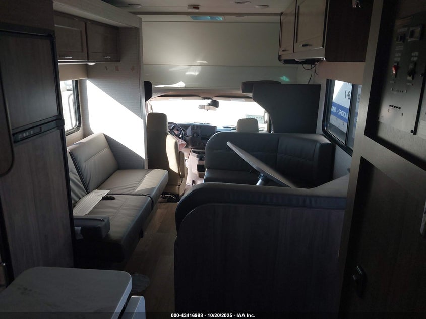 1FDXE4FN8MDC14853 2021 FORD ECONOLINE photo no. 21