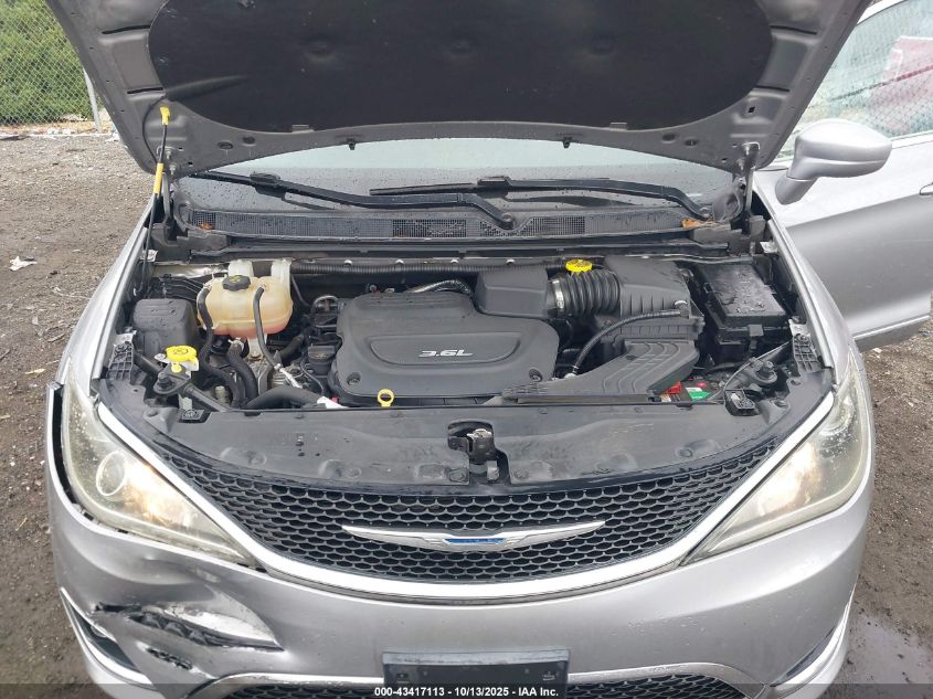 2017 Chrysler Pacifica Touring-L VIN: 2C4RC1BG9HR634715 Lot: 43417113
