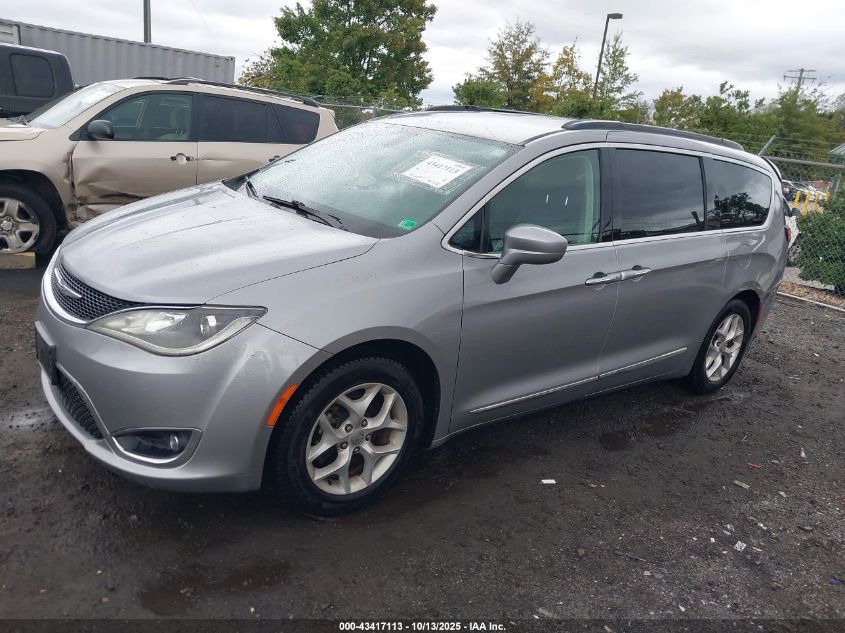 2017 Chrysler Pacifica Touring-L VIN: 2C4RC1BG9HR634715 Lot: 43417113