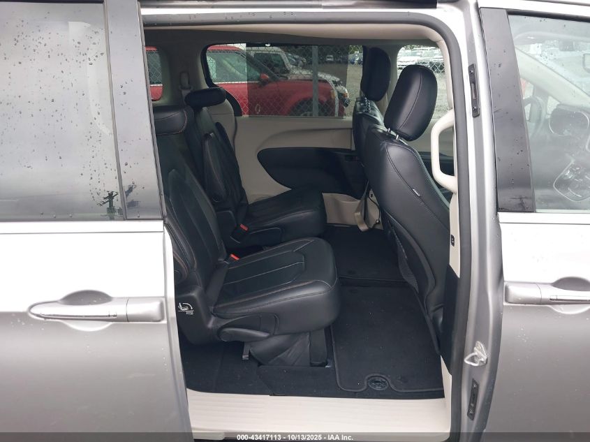 2017 Chrysler Pacifica Touring-L VIN: 2C4RC1BG9HR634715 Lot: 43417113