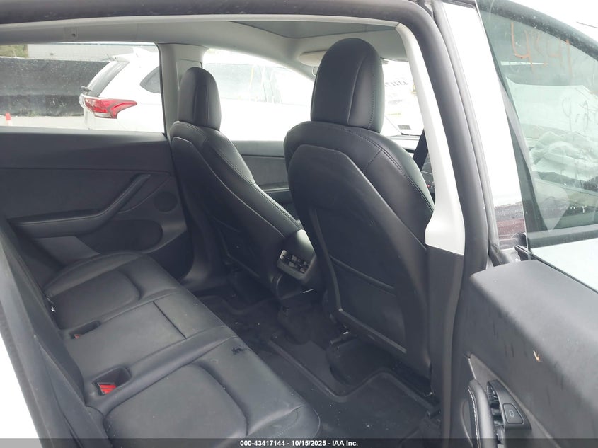 5YJYGDEE6MF298085 2021 TESLA MODEL Y photo no. 8