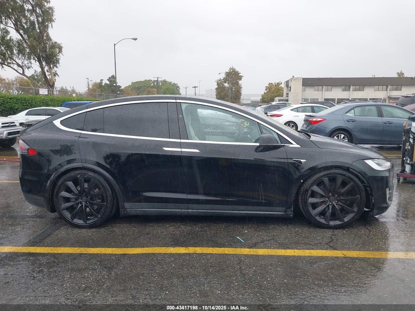 2020 Tesla Model X Long Range Dual Motor All-Wheel Drive/Long Range Plus Dual Motor All-Wheel Drive VIN: 5YJXCBE29LF260804 Lot: 43417198