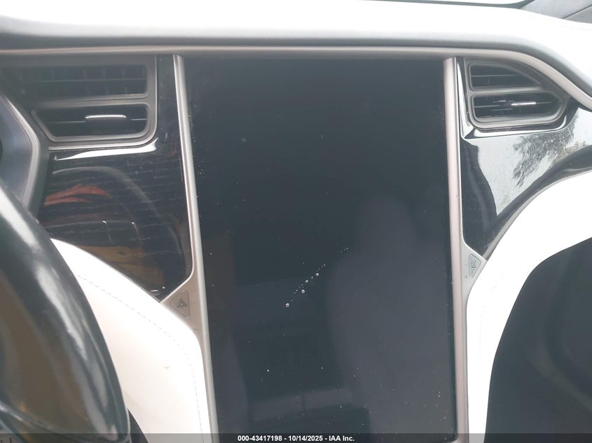 2020 Tesla Model X Long Range Dual Motor All-Wheel Drive/Long Range Plus Dual Motor All-Wheel Drive VIN: 5YJXCBE29LF260804 Lot: 43417198