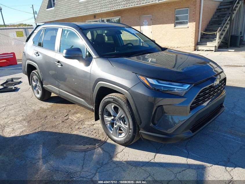 TOYOTA RAV4 XLE