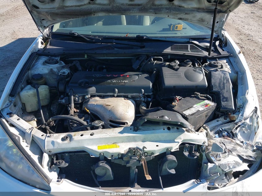 2002 Toyota Camry Le VIN: 4T1BE32K82U042045 Lot: 43417344