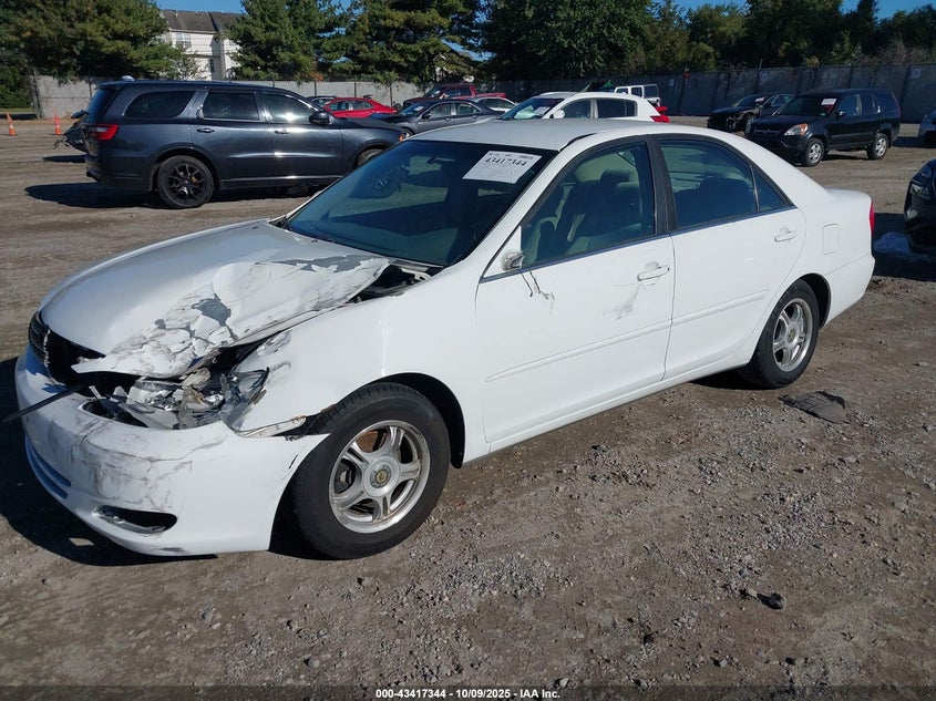 2002 Toyota Camry Le VIN: 4T1BE32K82U042045 Lot: 43417344