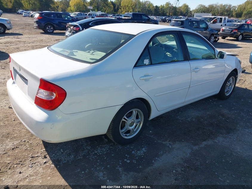 2002 Toyota Camry Le VIN: 4T1BE32K82U042045 Lot: 43417344