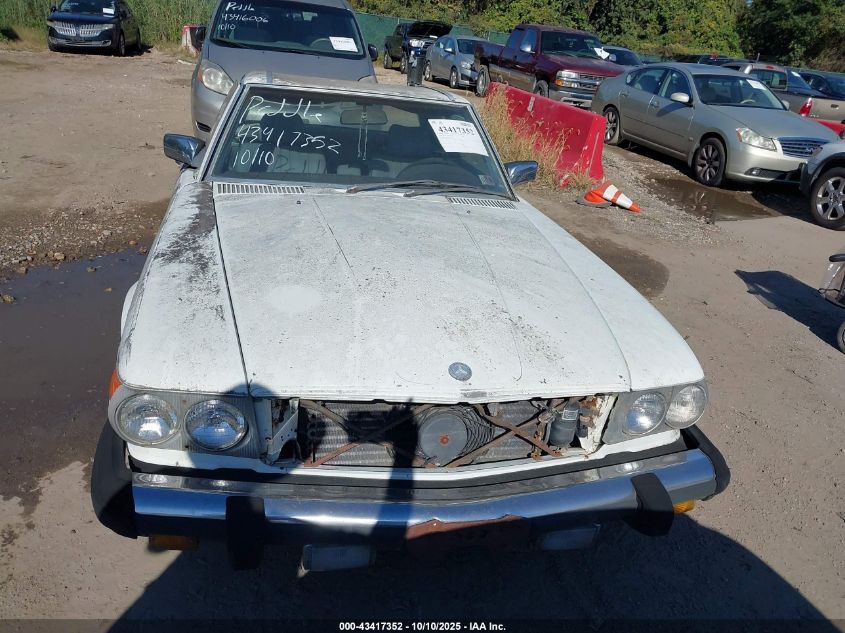 1984 Mercedes-Benz 380 Sl VIN: WDBBA45A8EA011505 Lot: 43417352