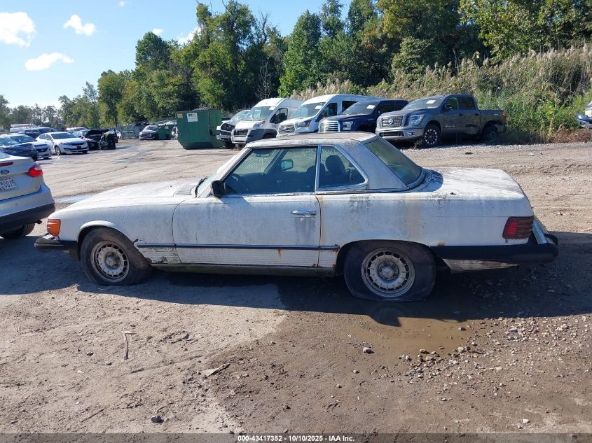 1984 Mercedes-Benz 380 Sl VIN: WDBBA45A8EA011505 Lot: 43417352