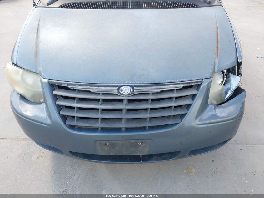 2005 Chrysler Town & Country Lx VIN: 2C4GP44R55R137300 Lot: 43417430