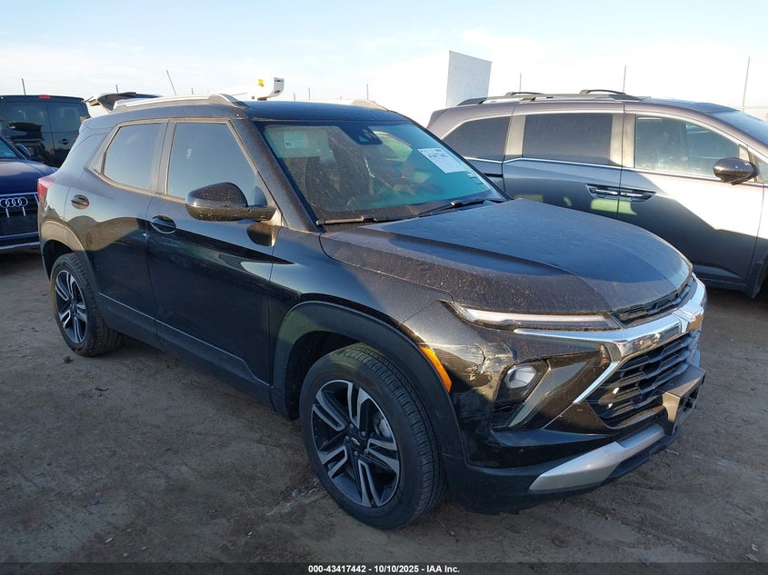 CHEVROLET TRAILBLAZER FWD LT