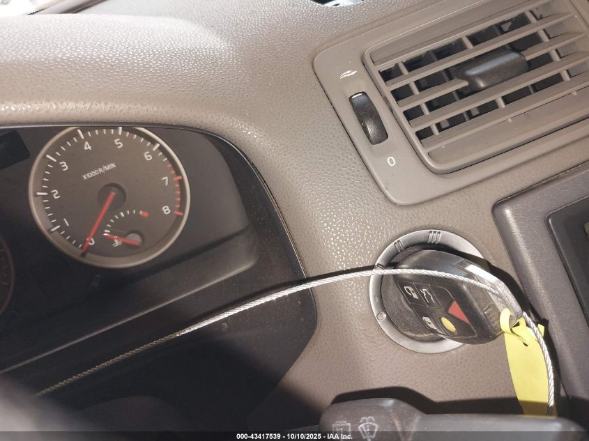 2005 Volvo V50 2.4I VIN: YV1MW382152062052 Lot: 43417539