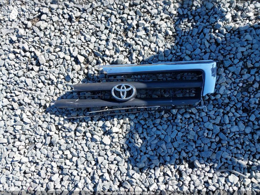 2000 Toyota Tacoma VIN: 5TEWM72N9YZ709411 Lot: 43417590