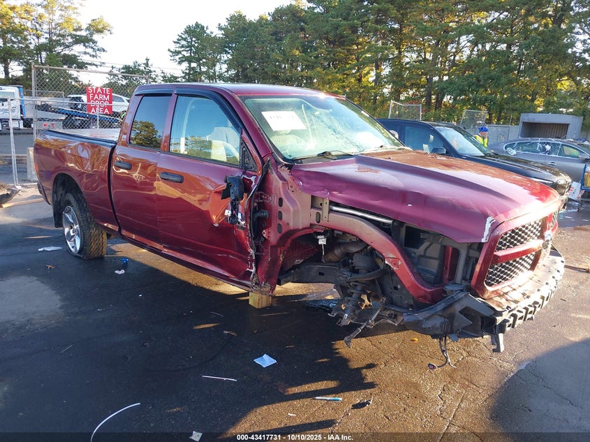 RAM 1500 EXPRESS 4X4 6 4 BOX